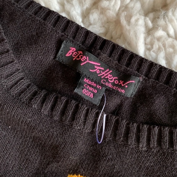 Betsey Johnson LOVE cropped sweater top OSFA - Picture 4 of 4